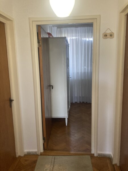 Drumul Taberei, Favorit